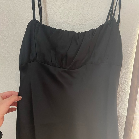 New, never worn black silk dress with scrunched - Picture 3 of 3